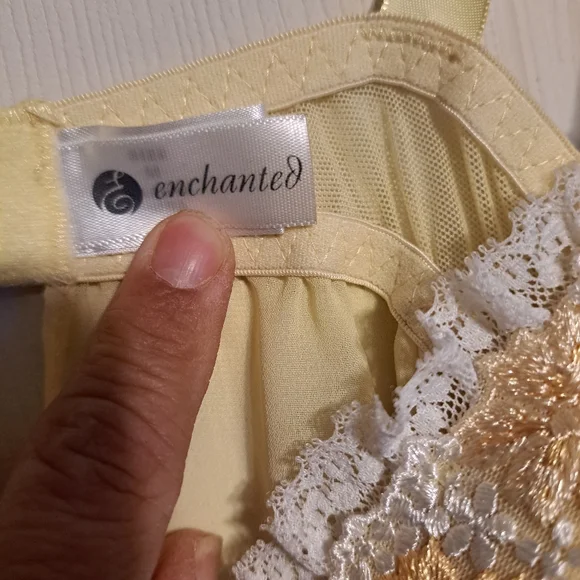 Enchanted Nighty yellow flower embroidery on cups Size Med - Picture 3 of 4